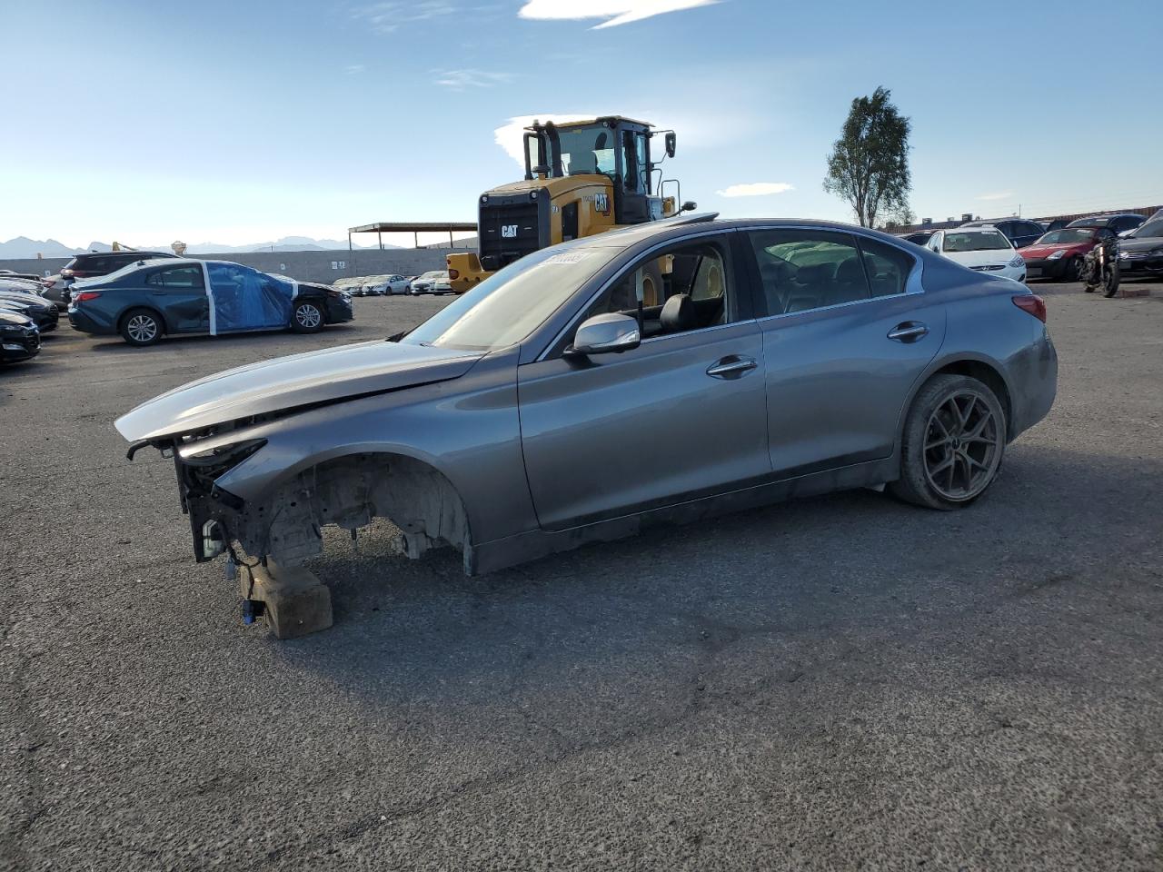 INFINITI Q50 LUXE