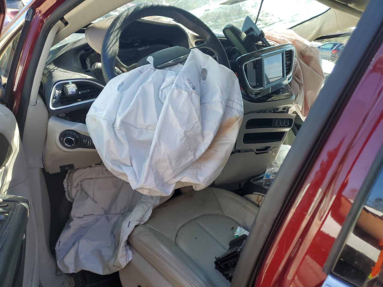 CHRYSLER VOYAGER LXI