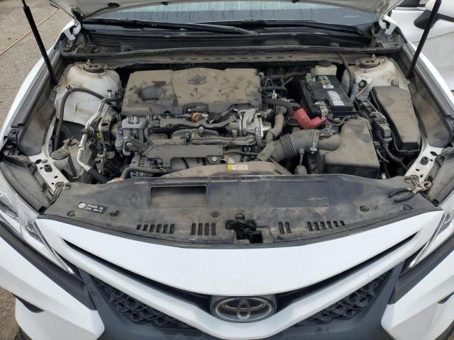 2018 TOYOTA CAMRY L - 4T1B11HK3JU594204