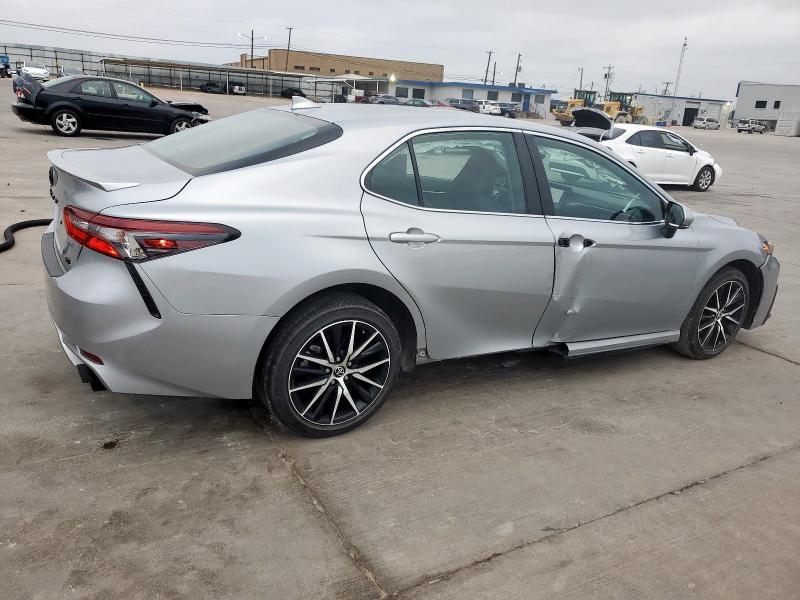 Vin: 4t1g11ak2ru190497, lot: 51220715, toyota camry se night shade 20243