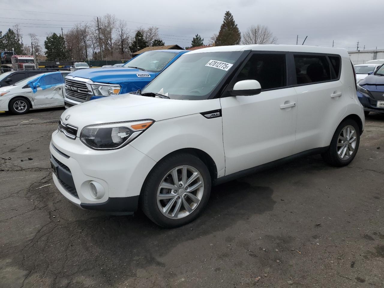 KIA SOUL +