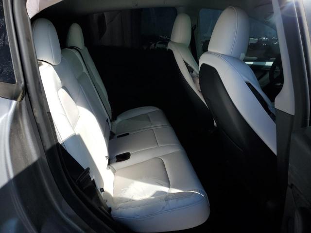 2024 TESLA MODEL Y 7SAYGDED2RA331694