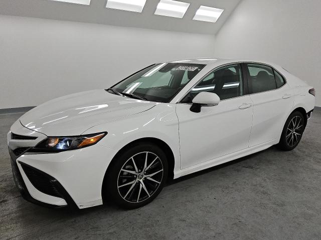 Vin: 4t1g11ak9ru851586, lot: 48601045, toyota camry se night shade 2024 img_1