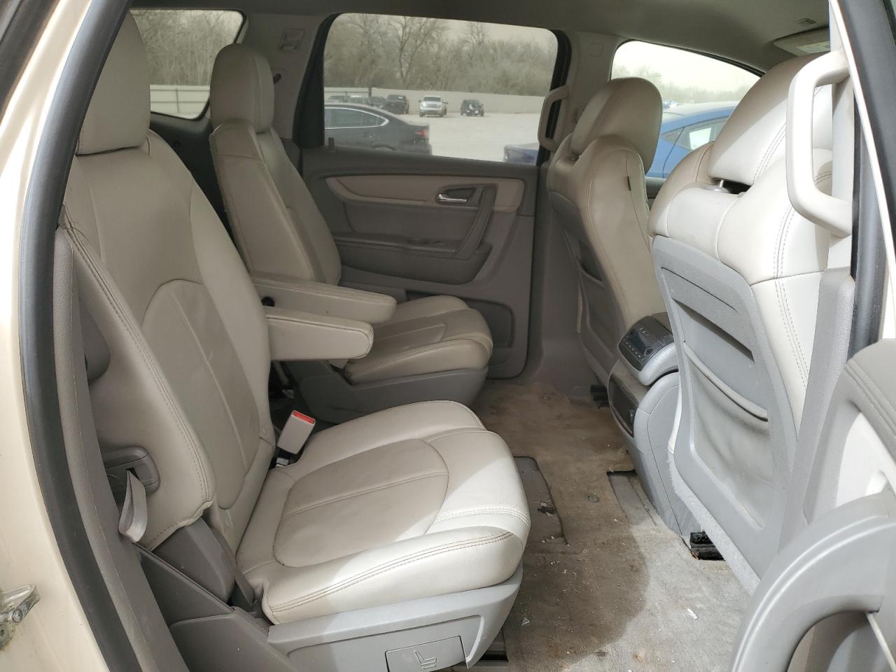 CHEVROLET TRAVERSE LT