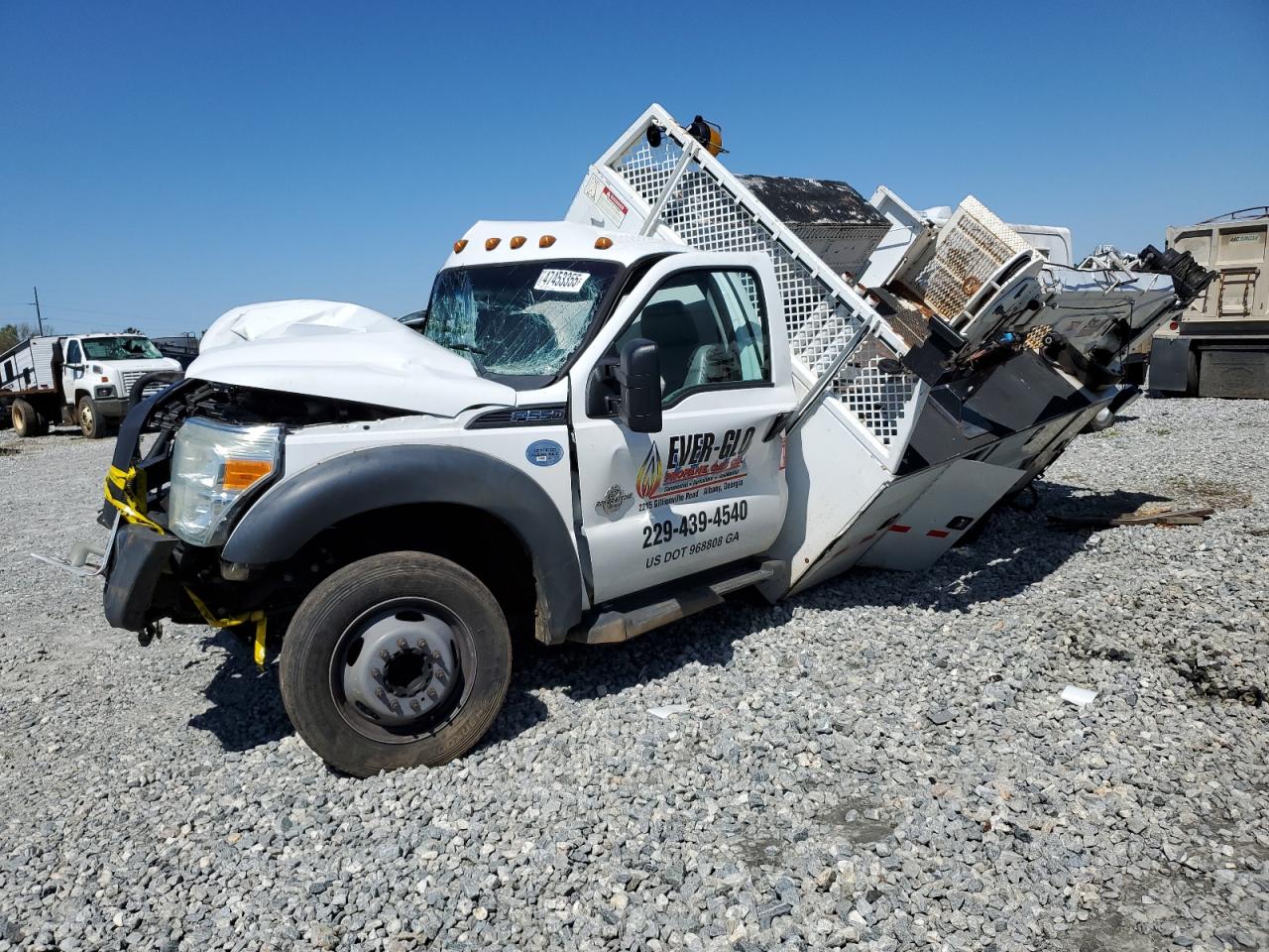 FORD F-550 SUPER DUTY