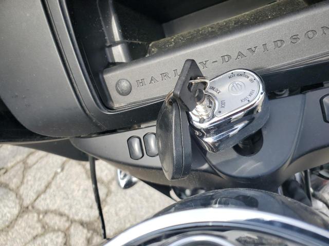 2019 HARLEY-DAVIDSON FLHT 1HD1FVC21KB648966