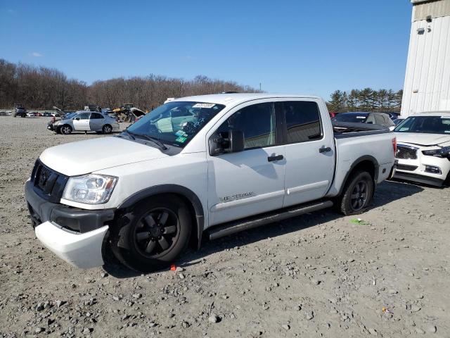 NISSAN TITAN S
