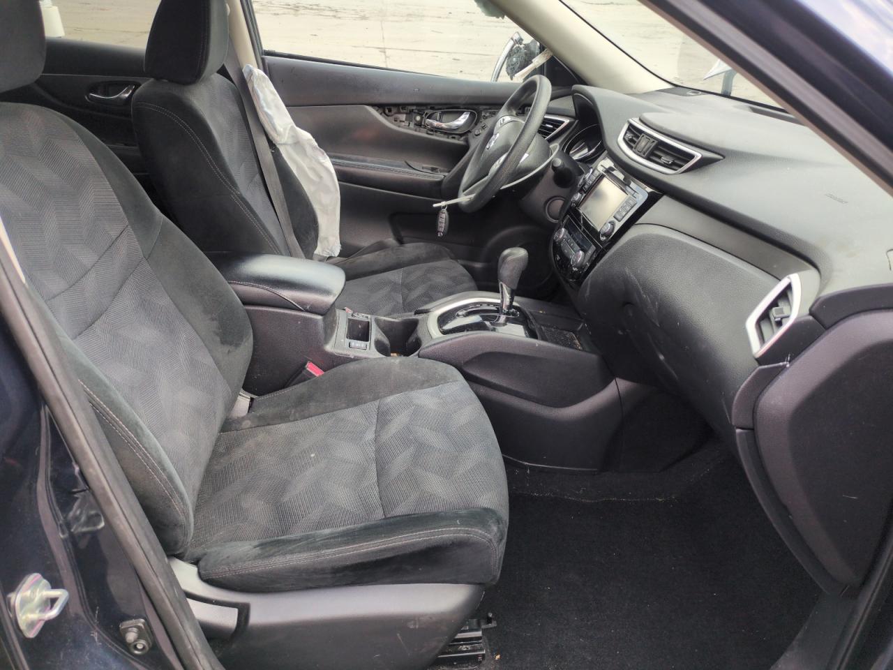 Nissan Rogue s 2016
