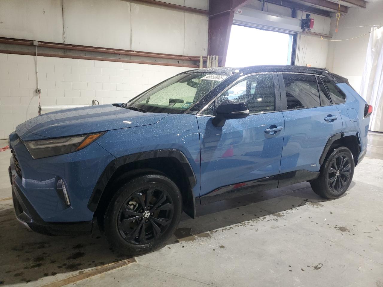 TOYOTA RAV4 XSE