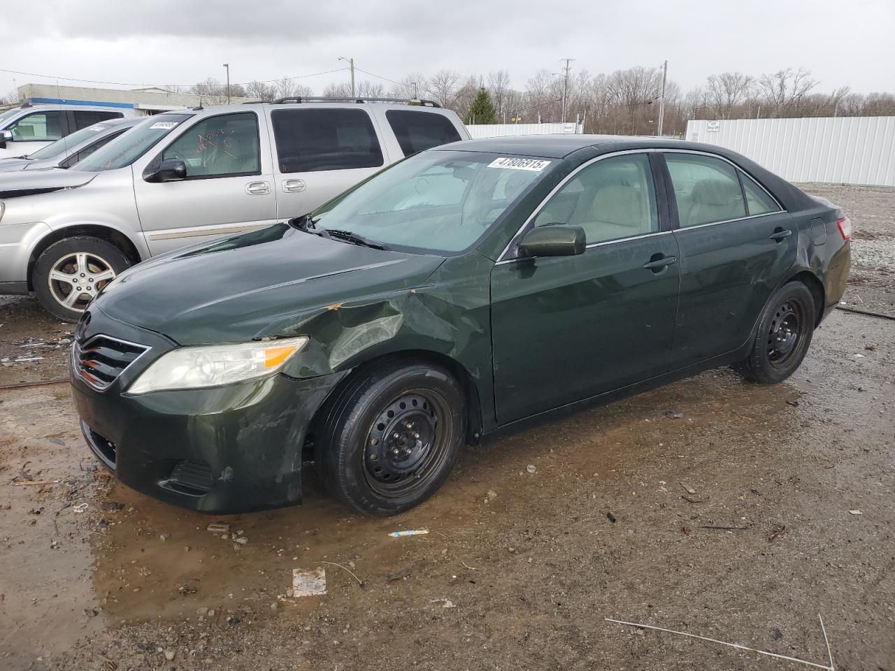 TOYOTA CAMRY BASE