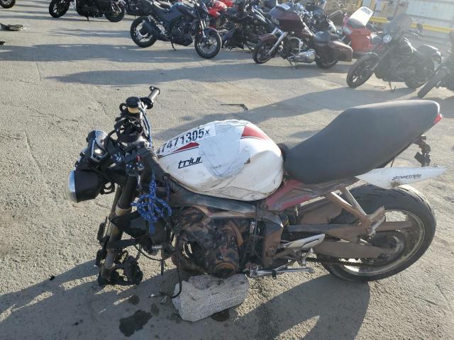 2013 TRIUMPH MOTORCYCLE STREET TRI SMTL03NE3DT576917