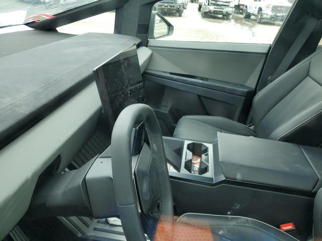 2024 TESLA CYBERTRUCK 7G2CEHEE1RA037505