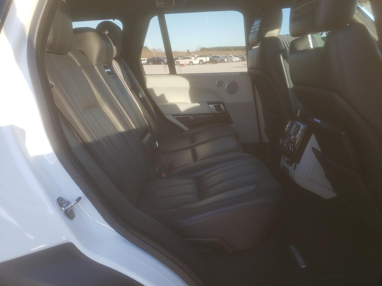 LAND ROVER RANGE ROVER SUPERCHARGED