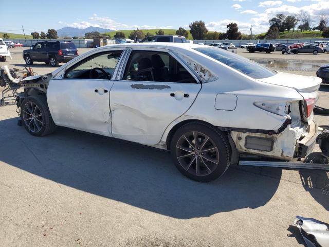 Vin: 4t1bf1fk7fu110532, lot: 49436225, toyota camry le 20152