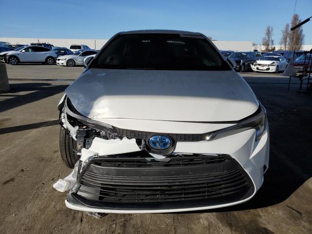 2025 TOYOTA COROLLA LE - JTDBCMFE6S3076754
