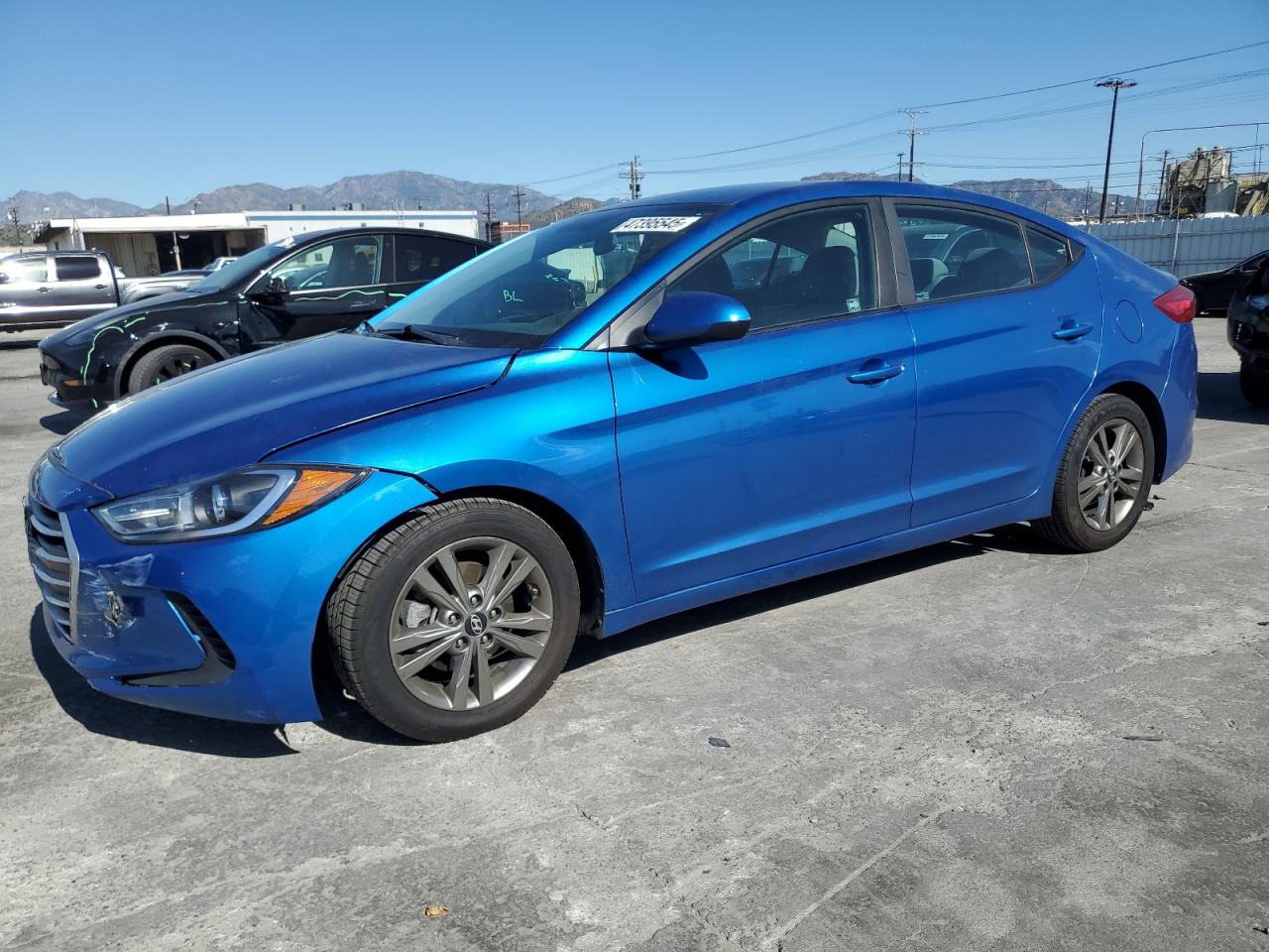 HYUNDAI ELANTRA SE