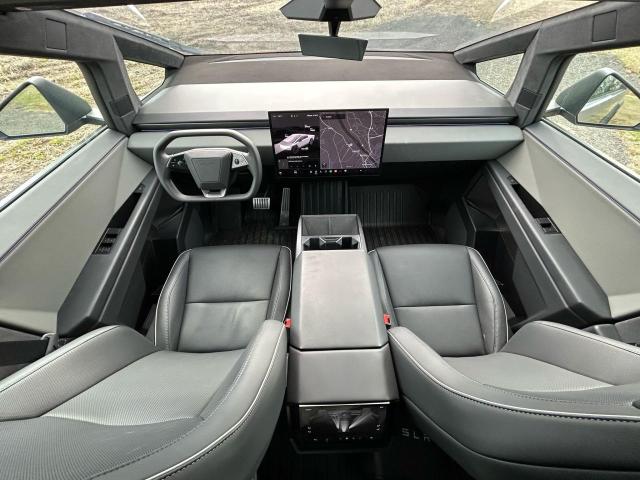 2024 TESLA CYBERTRUCK 7G2CEHED5RA050717