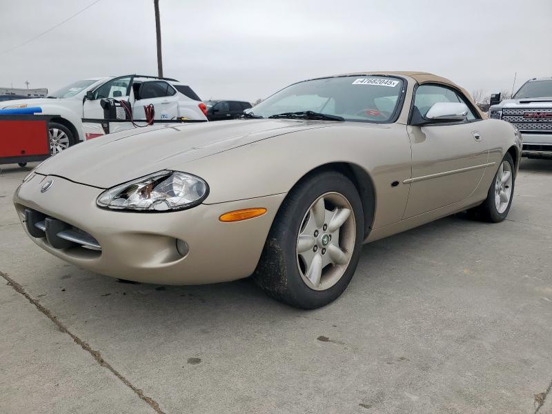 JAGUAR XK8