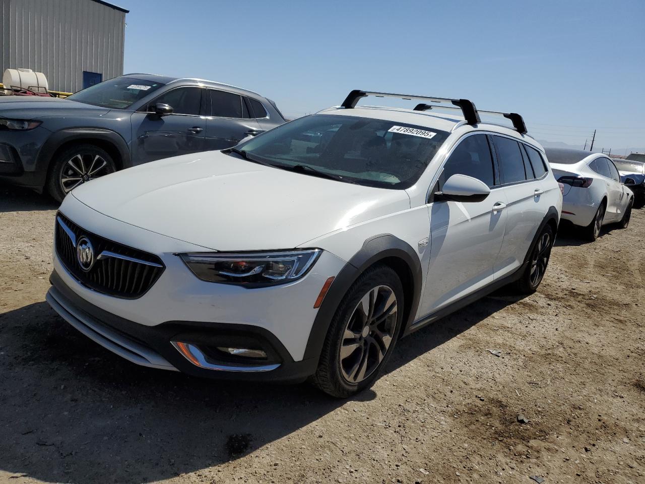 W04GU8SX7K1025349 BUICK REGAL TOUR 2019