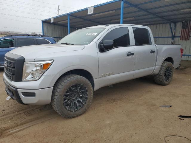 NISSAN TITAN S