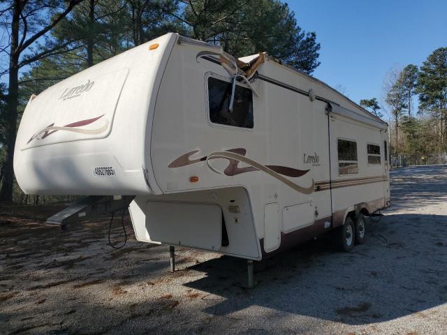 KEYSTONE LAREDO 2002 white   4YDF27R2624451833 photo #3