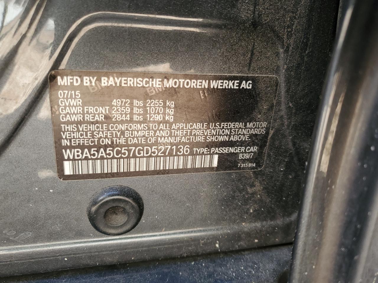 BMW 528 i 2016 фото - 12 BMW 528 i 2016