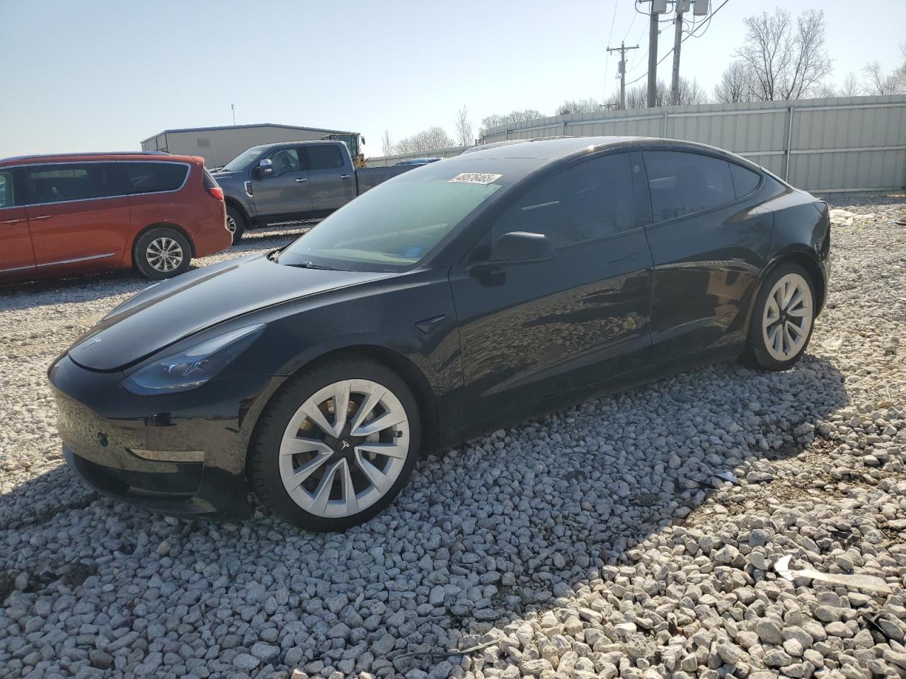 TESLA MODEL 3
