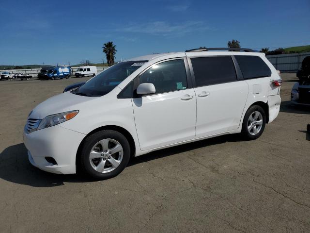 Global Auto Auctions: 2017 TOYOTA SIENNA LE