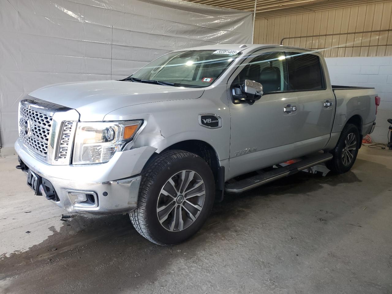 NISSAN TITAN SV