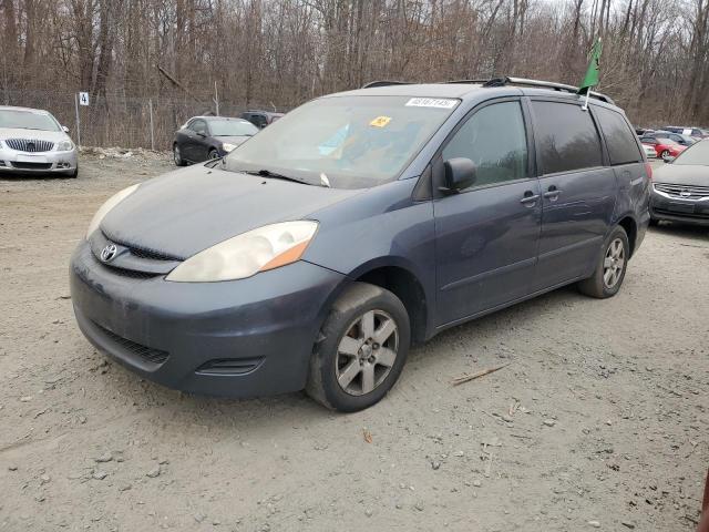 TOYOTA SIENNA CE