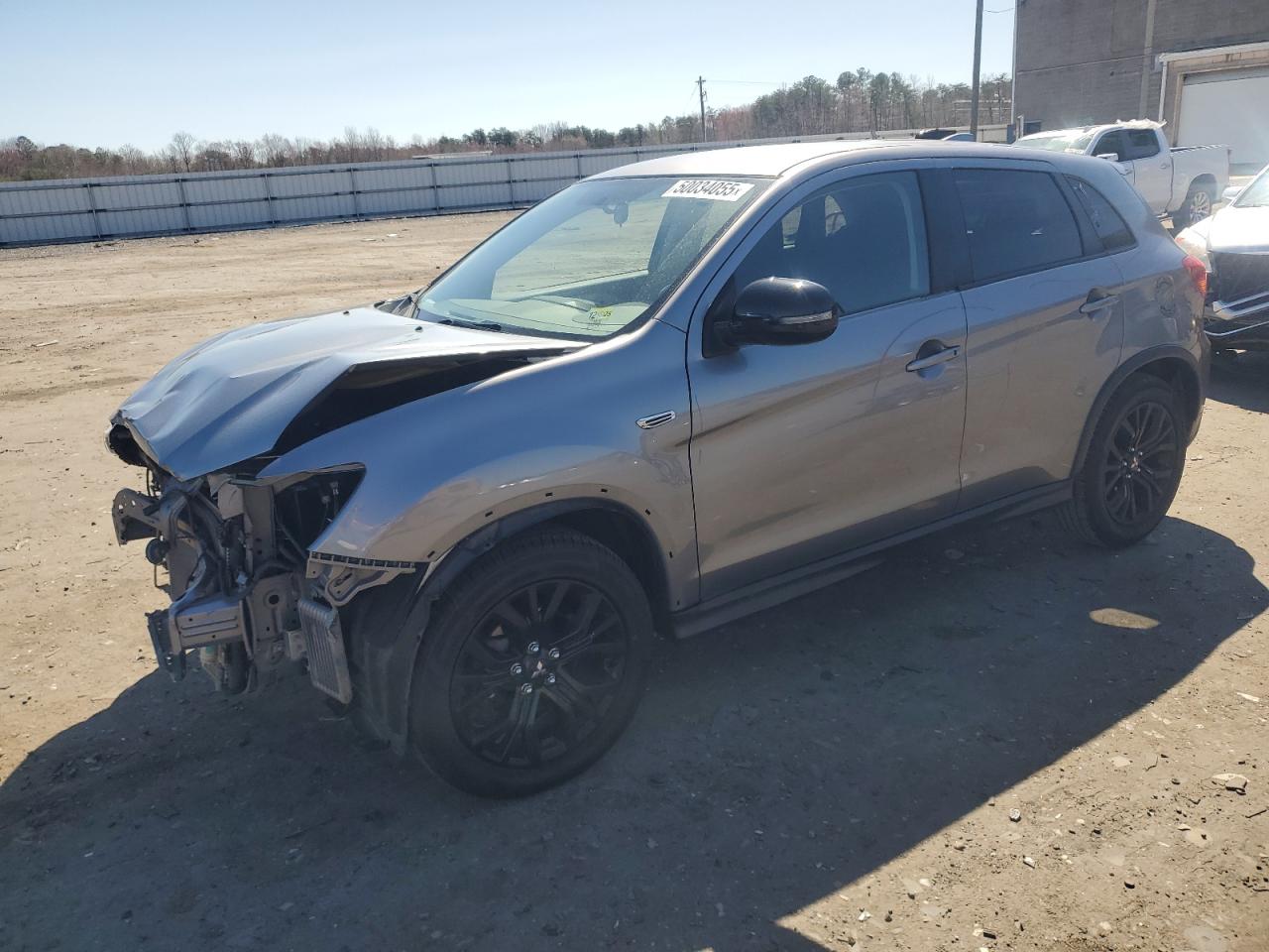 MITSUBISHI OUTLANDER ES
