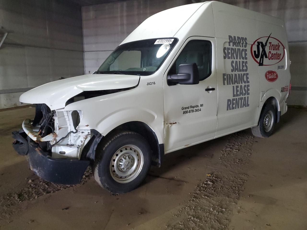 NISSAN NV2500 2500 S