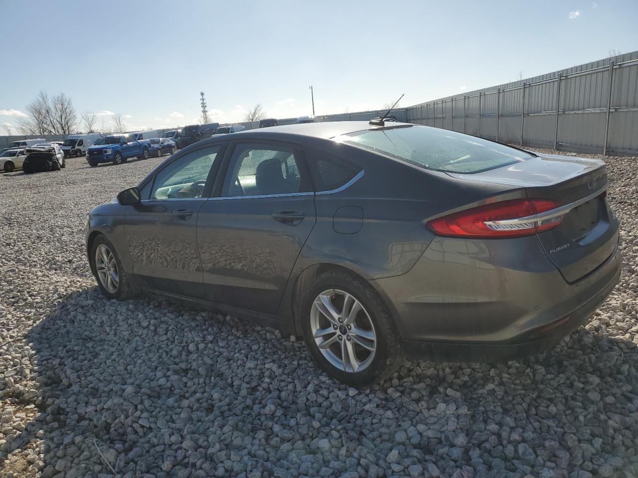 FORD FUSION SE