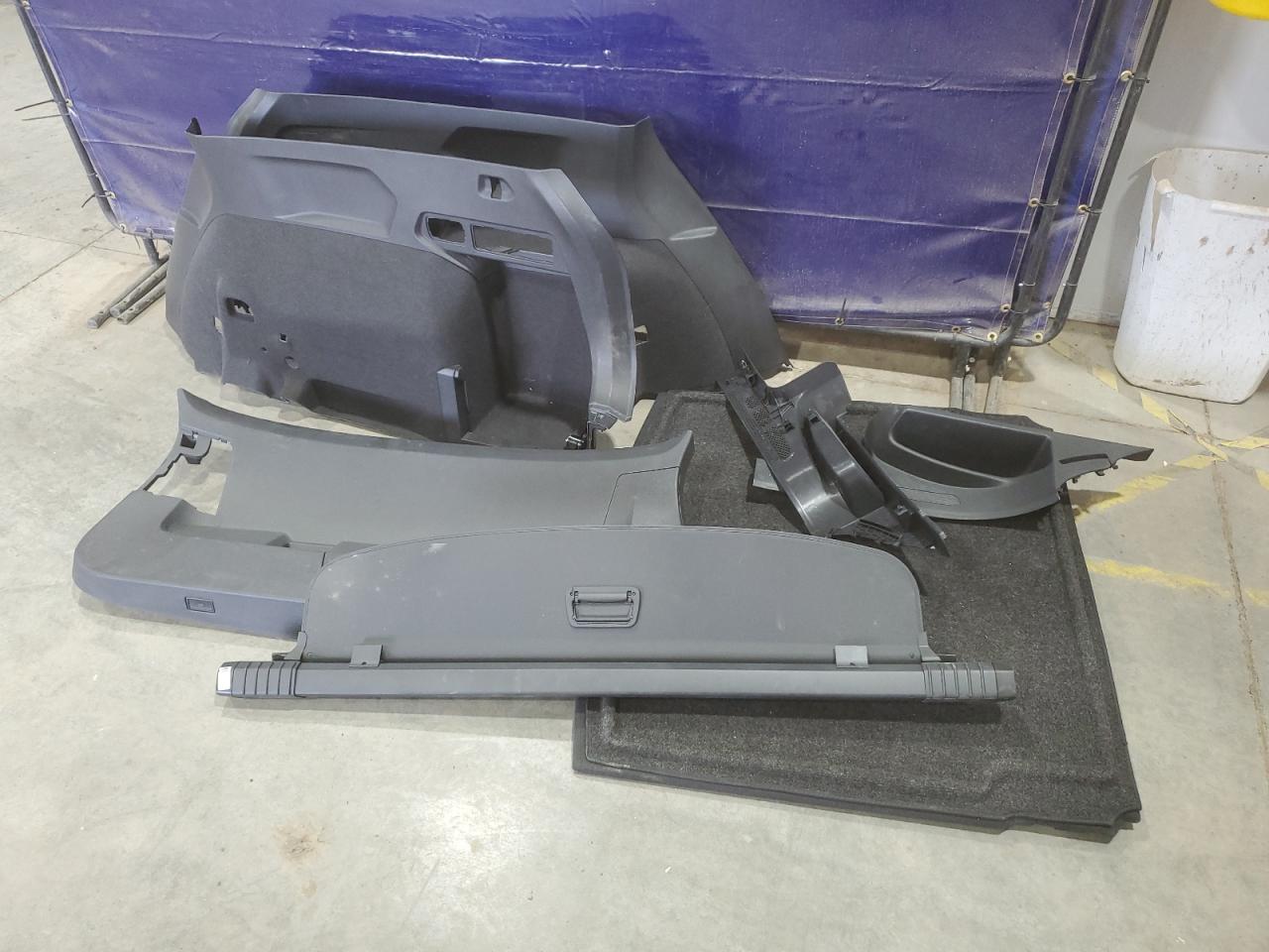 VOLKSWAGEN TIGUAN SE R-LINE BLACK