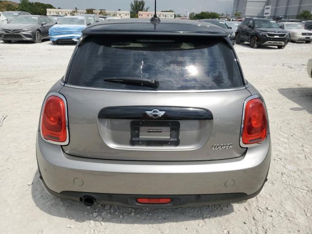2018 MINI COOPER WMWXP5C56J2H29012