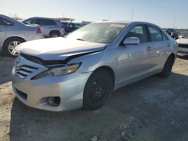 TOYOTA CAMRY BASE