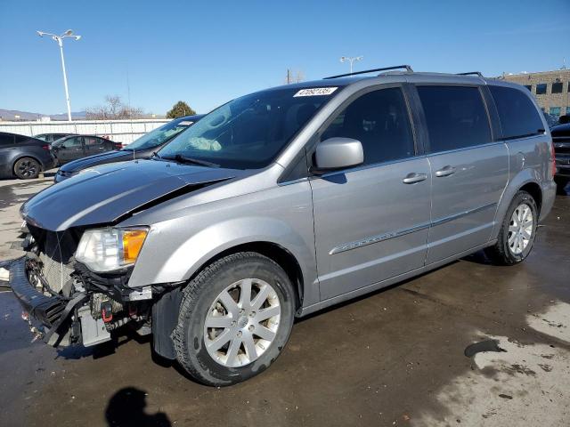 CHRYSLER TOWN & COUNTRY TOURING