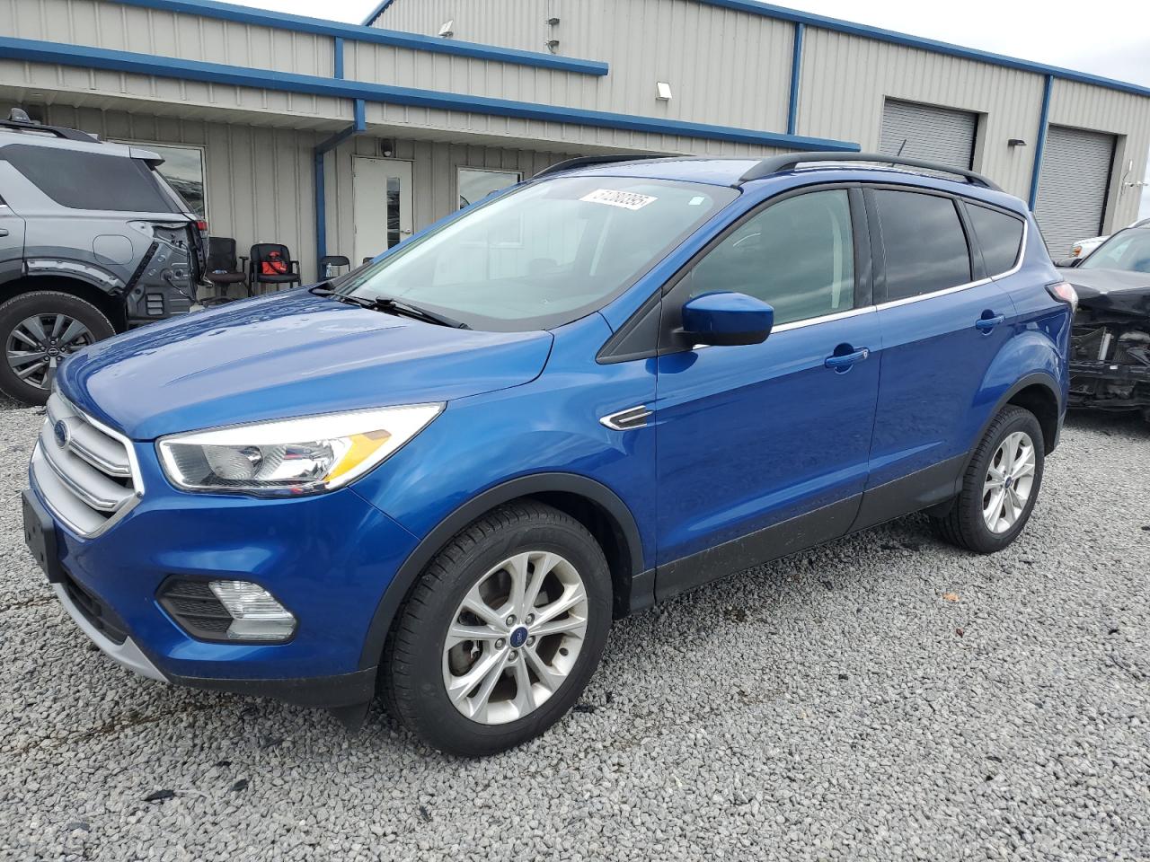 FORD ESCAPE SE