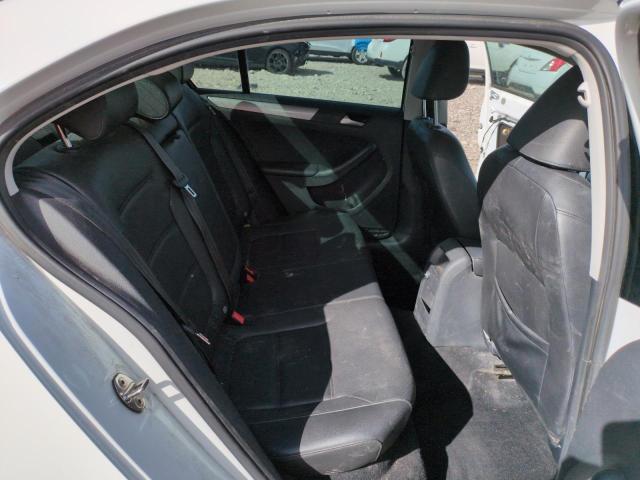 2016 VOLKSWAGEN JETTA SE - 3VWD67AJ5GM407817