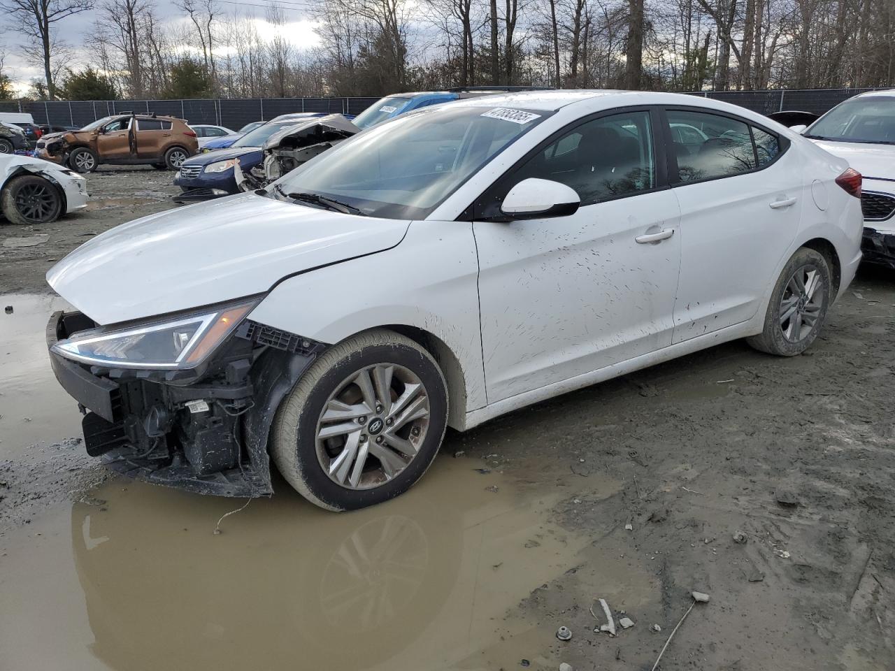 HYUNDAI ELANTRA SEL