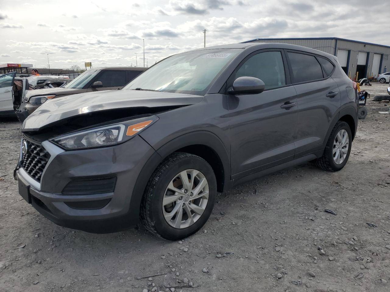 HYUNDAI TUCSON SE