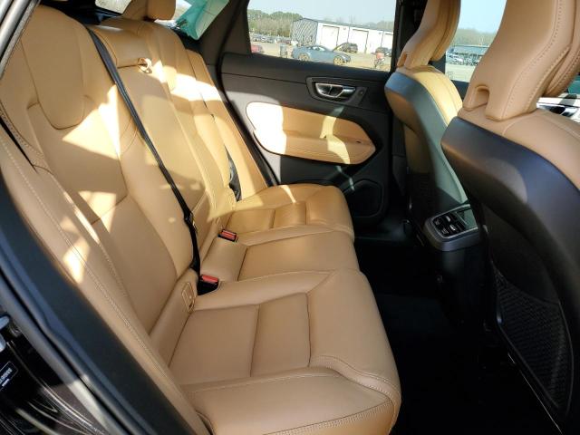 2022 VOLVO XC60 B5 IN - YV4L12DL6N1981816