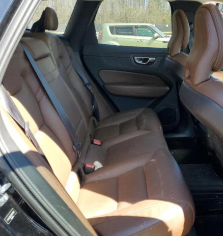 2019 VOLVO XC60 T6 MO LYVA22RK3KB220382