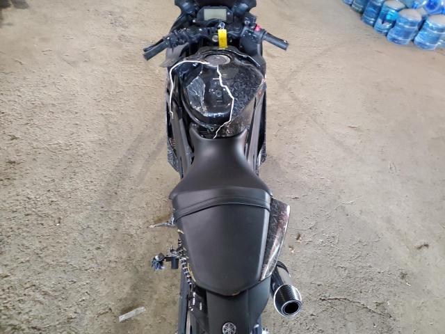2023 YAMAHA YZFR3 A MH3RH18Y8PK010694