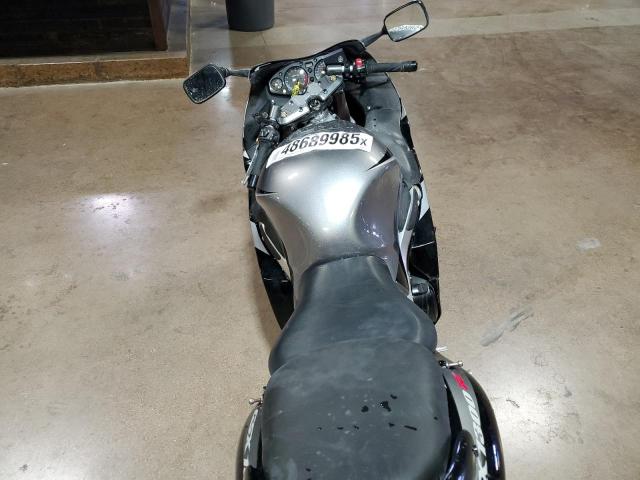 2005 SUZUKI GSX1300 RK JS1GW71A252110566