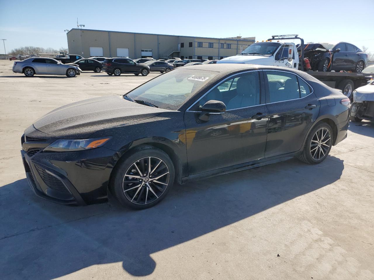 TOYOTA CAMRY SE NIGHT SHADE