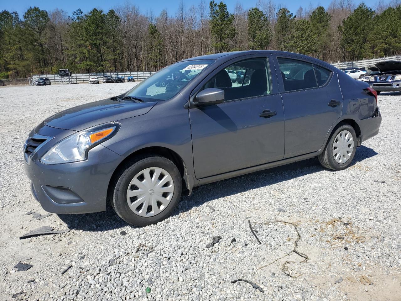 NISSAN VERSA S