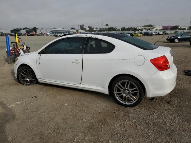 TOYOTA SCION TC 2006 white hatchbac gas JTKDE177060119471 photo #3