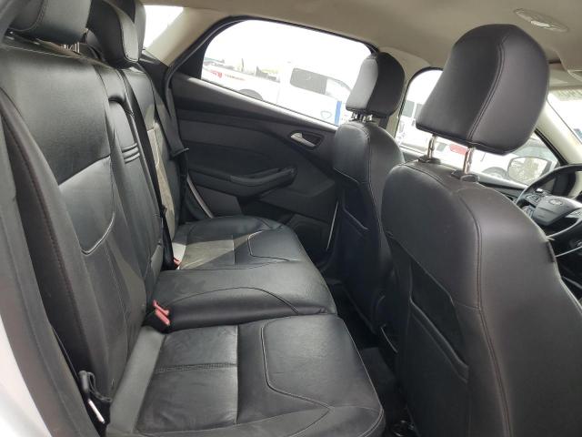 2015 FORD FOCUS SE - 1FADP3K2XFL327399