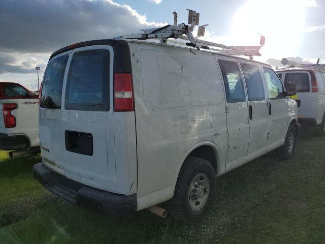 CHEVROLET EXPRESS G2 2018 two tone  gas 1GCWGAFP7J1176300 photo #4